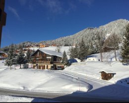 Duplex T3 tout confort dans résidence avec piscine (Bisanne 1500 station)