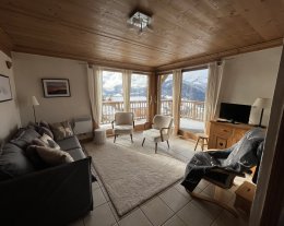 SUPERBE APPARTEMENT AVEC VUE