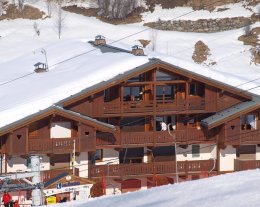 chalet le SCHUSS vue imprenable face aux pistes (avec garage inclus)