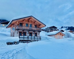CHALET ANGE 6 à 8 personnes avec SPA extérieur proche La Clusaz et Megeve