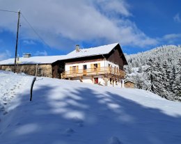 Insolite - Alpage face au Mont Blanc