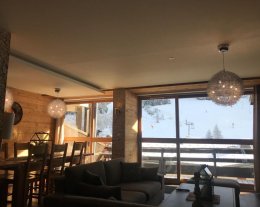 Logement haut de gamme 215 B - 14 à 18 personnes       