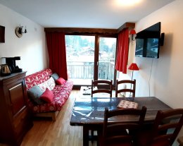 Balcons de la Vanoise n°514, avec grand balcon, 38 m2, 2*,  à 250m des pistes et commerces