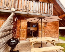 Chalet cosy les flocons du soleil, 6/9 personnes, piscine et spa. 