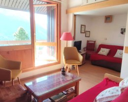 Grand duplex avec vue panoramique sur la montagne