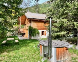 CHAL LE MELEZE - PELVOUX- 6/8 personnes