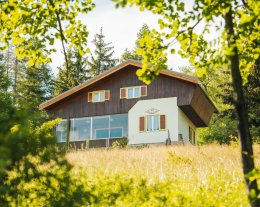 CHALET DE MONTAGNE - VUE DOMINANTE A 1760 M D'ALTITUDE