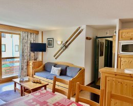 APPARTEMENT 6 PERSONNES  AVEC ACCES PISCINE