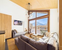 6 PIECES IDEALEMENT SITUE DANS LE CENTRE STATION