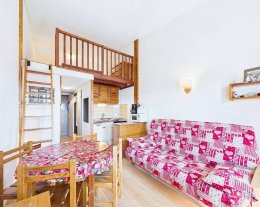 Agréable studio mezzanine exposé Sud