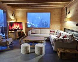 LA TANIERE + Piscine intérieure  + Borne électrique 