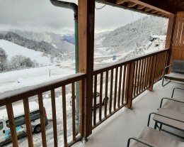 Appart. T2 de 48m² vue montagne - balcon 14m² - pieds des pistes