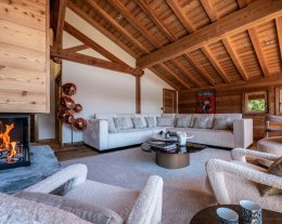 Séjour familial pour 12 avec sauna, hammam, salle de cinéma