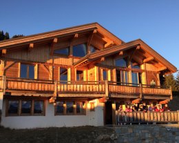 LUXUEUX CHALET - VUE MAGNIFIQUE SUR MONT BLANC - 15 lits - Acces facile