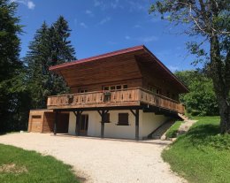 CHALET COSY "LES TROIS FLOCONS" SUR LES PISTES (135 m2) Au calme - Classé 4 ****