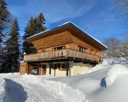 CHALET COSY "LES TROIS FLOCONS" SUR LES PISTES (135 m2) Au calme - Classé 4 ****