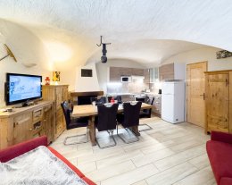 L'EDELWEISS *** à 200 m des pistes, des Grands Bains et des commerces, séjour sans voiture